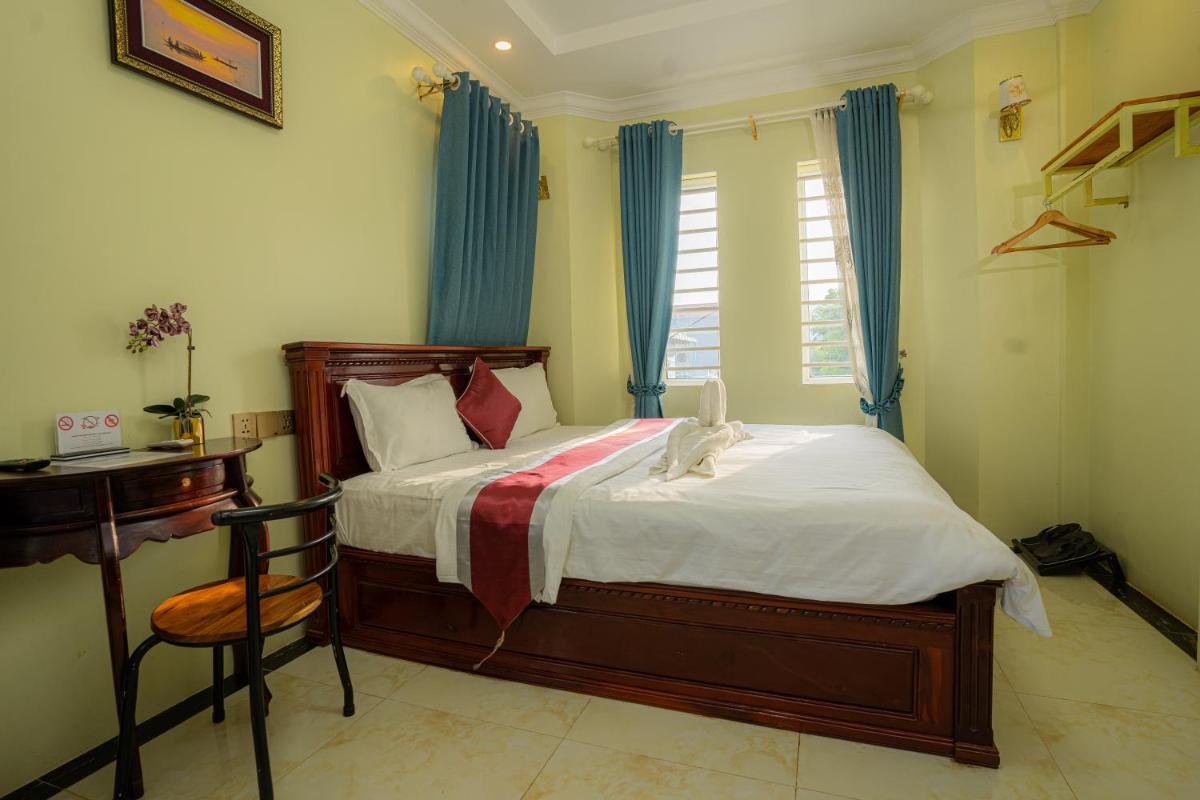 AHHA Boutique Kampot