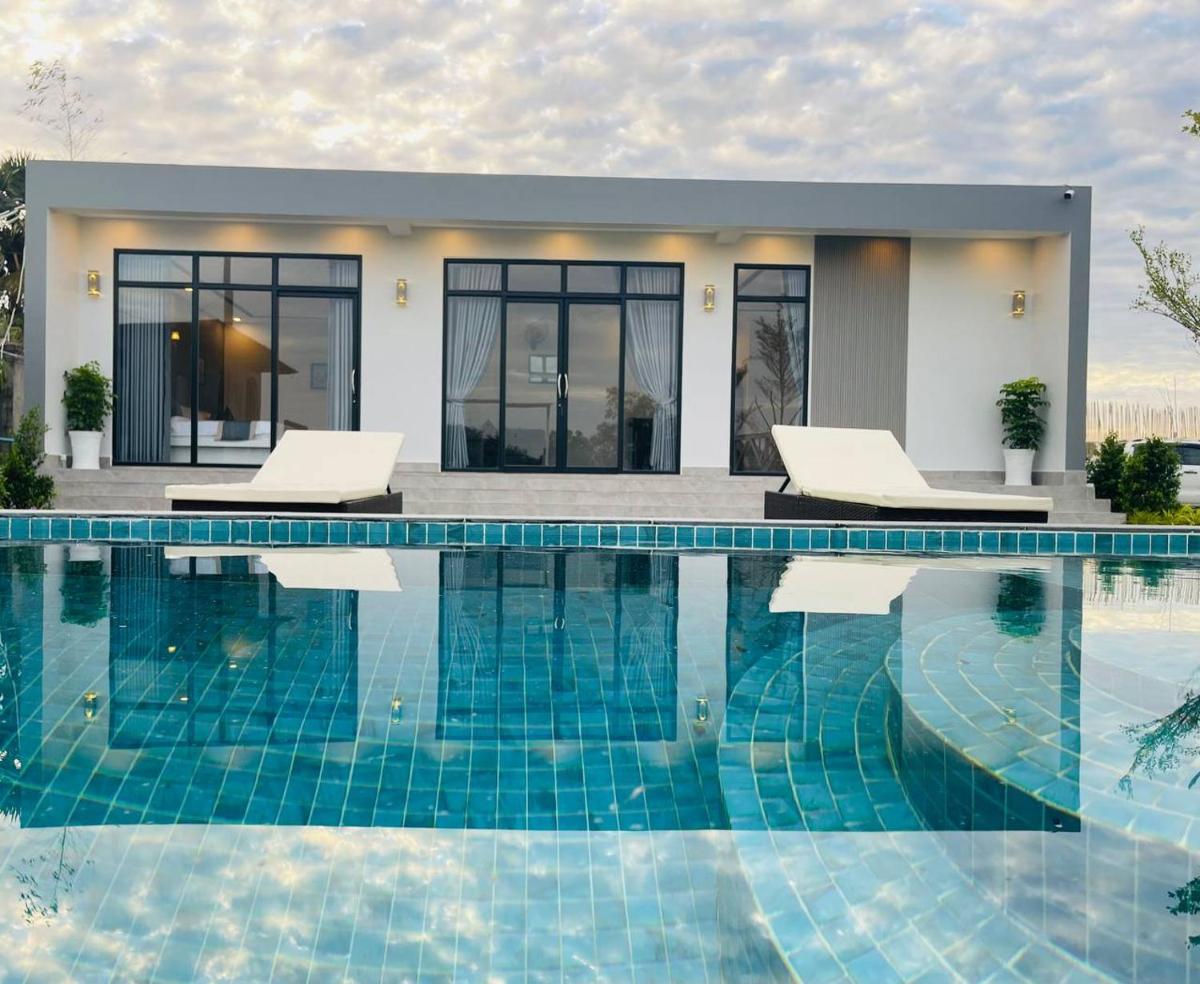 The Square Residence